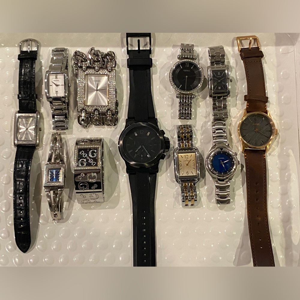 Huge lot of 11 designer watches. Guess, Nixon, Fossil, Michael Kors and More!!